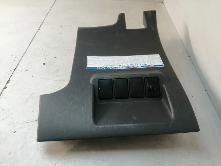 Toyota Prius+ (ZVW40) (2011 - 2018) 5548047050 Нижняя отделка панели приборов — фото 2