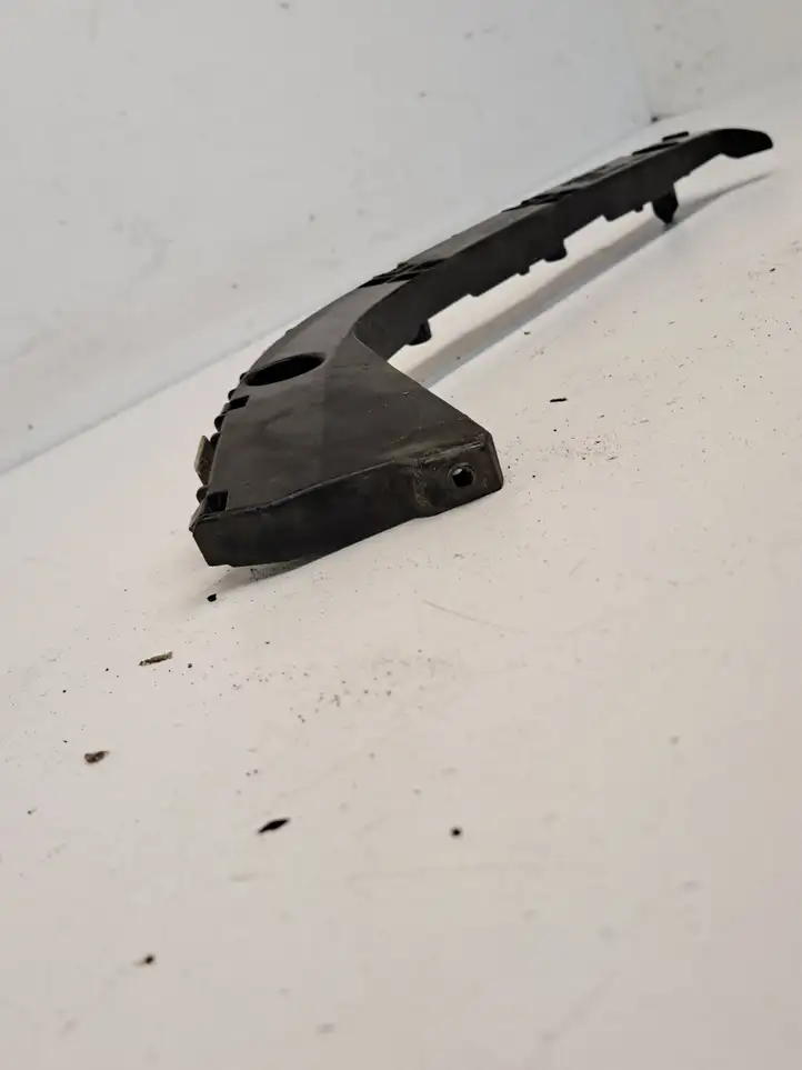 Toyota Prius (XW20) (2003 - 2009) 5257647011 Кронштейн угловой части бампера — фото 7