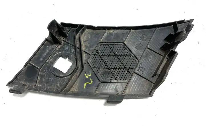 Nissan Qashqai (2006 - 2010) 28176JD Накладка бокового динамика — фото 4