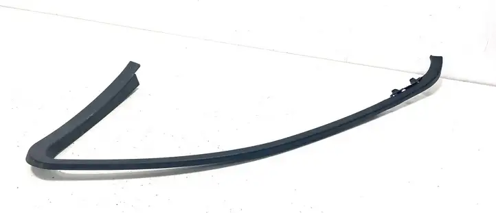 Mercedes-Benz E W212 (2009 - 2016) A2127250271 Накладка стекла передней двери — фото 1