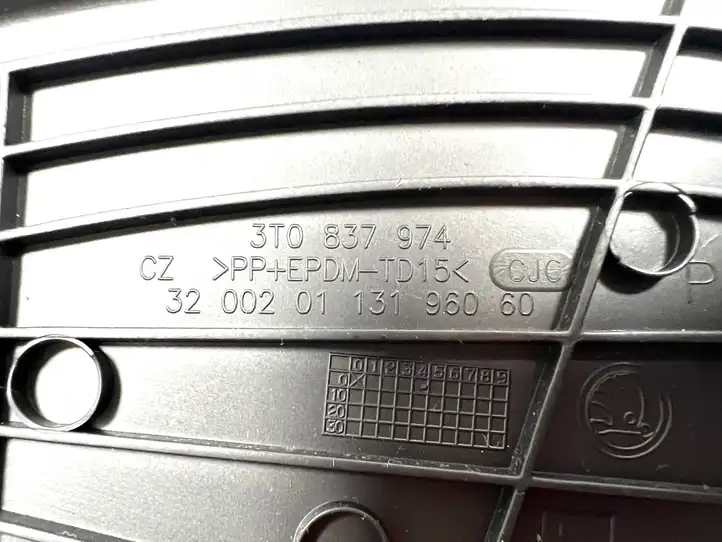 Skoda Superb B6 (3T) (2008 - 2015) 3T0837974 Пластиковая отделка зеркала — фото 5