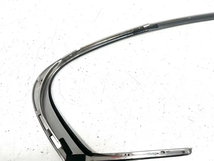 Lexus GS 300 350 430 450h (2004 - 2007) Накладка стекла задней двери — фото 5