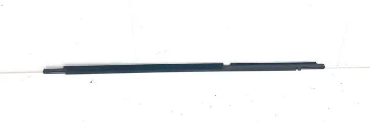 Toyota Avensis T250 (2003 - 2006) Накладка стекла задней двери — фото 2