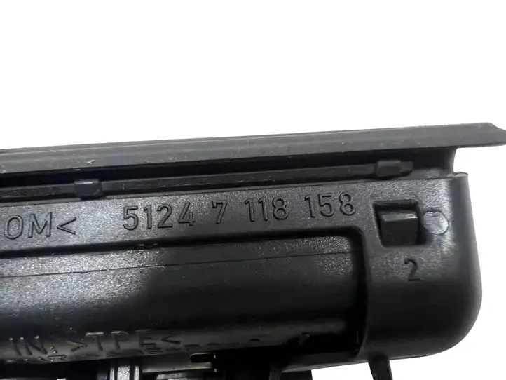 BMW 3 E90 E91 (2005 - 2012) 51247118158 Ручка крышки багажника — фото 2