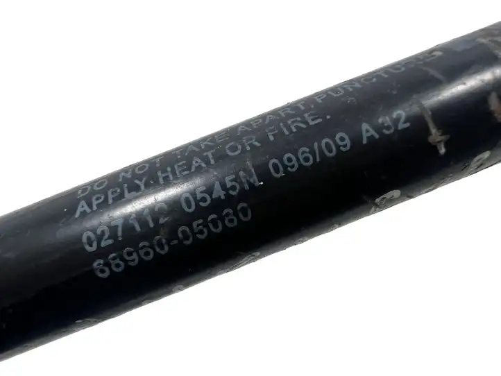 Toyota Avensis T270 (2009 - 2012) 8896005080 Амортизатор крышки багажника — фото 5