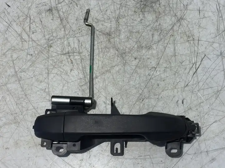 Toyota Yaris (2009 - 2012) Наружная ручка двери — фото 1