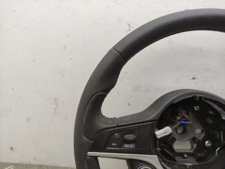 Alfa Romeo Giulia (2016 - ) 37492 Руль — фото 4