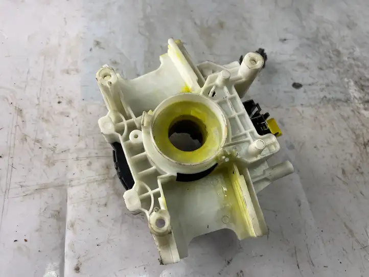 Hyundai Matrix (2001 - 2005) 9340017250 Контактное кольцо SRS — фото 3