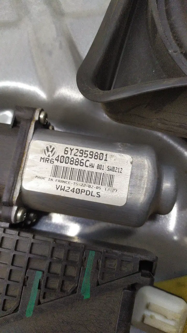 Volkswagen Polo (2005 - 2009) 604837756 Электростеклоподъемник передний (комплект) — фото 4