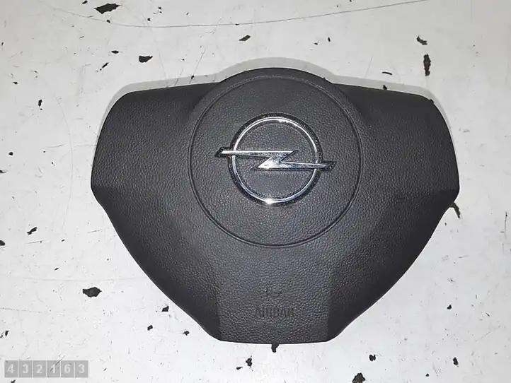 Opel Astra H (2004 - 2009) 13168455 Подушка безопасности руля — фото 1