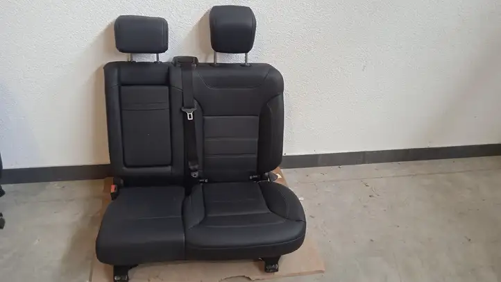 Mercedes-Benz GLE W166/C292 (2015 - 2019) Заднее сиденье — фото 1