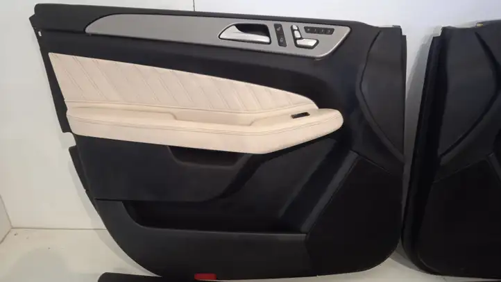 Mercedes-Benz GLE W166/C292 (2015 - 2019) 1662011986 Комплект отделки дверей — фото 4