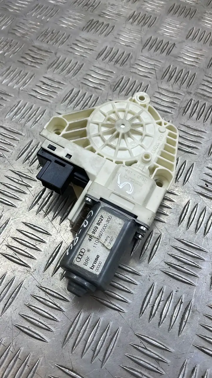 Audi A6 S6 C6 4F (2008 - 2011) 4F0959802 Стеклоподъемник задней двери — фото 2