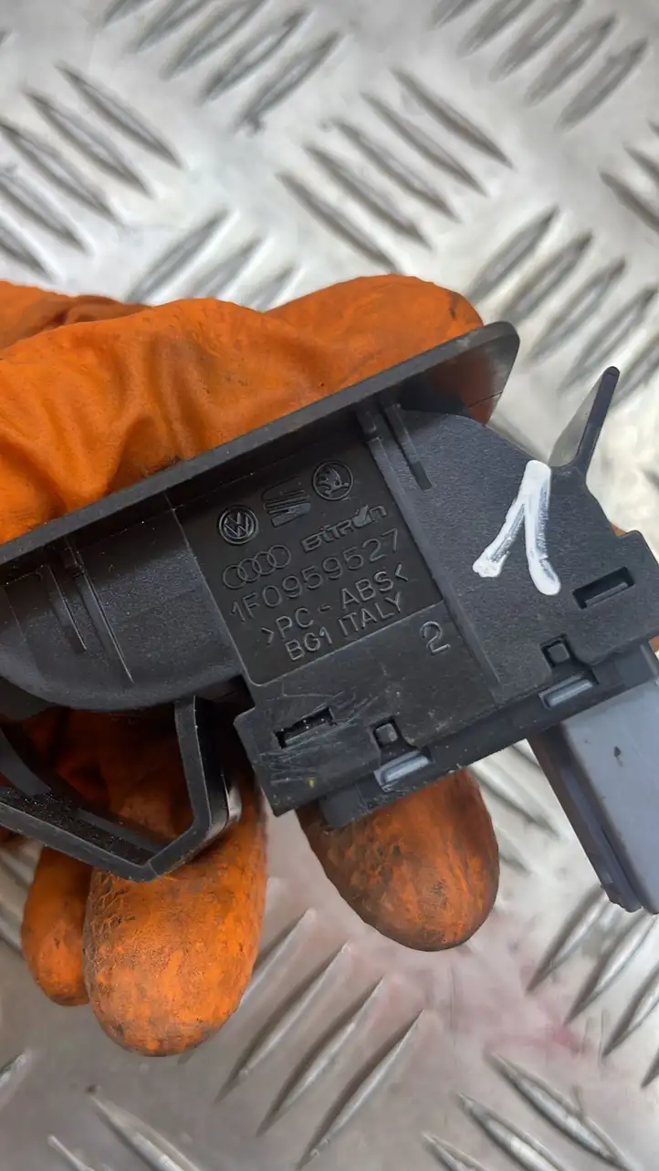 Volkswagen Touran I (2003 - 2010) 1F0959527 Блок кнопок стеклоподъемников — фото 2