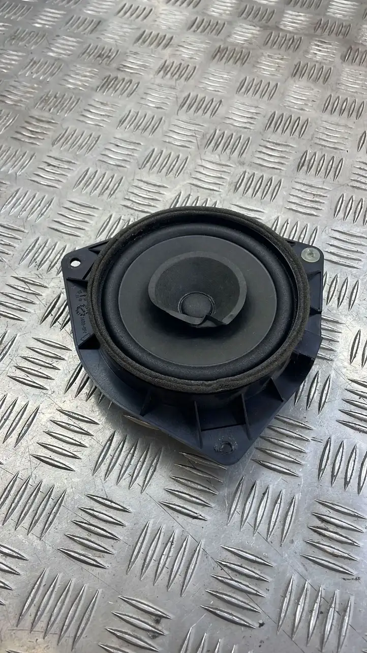 Toyota Avensis T250 (2006 - 2009) 8616002380 Динамики задних дверей — фото 1