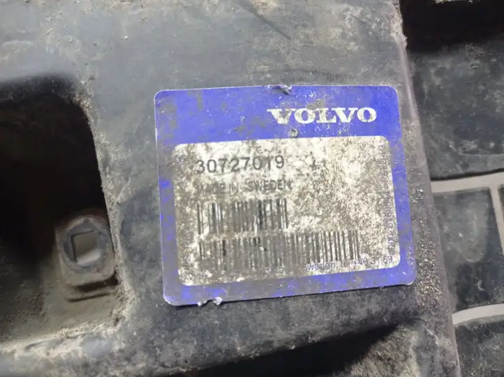 Volvo V70 (2004 - 2007) Кронштейн заднего бампера — фото 2