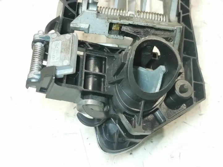 Volkswagen PASSAT B6 (2005 - 2010) 3C0837885J Наружная ручка задней двери — фото 3