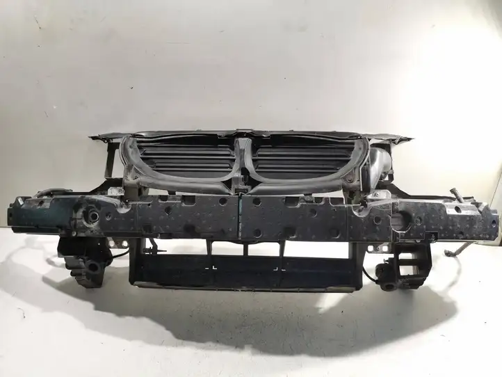 BMW 5 E60 E61 (2004 - 2010) 7173080 Комплект передней части — фото 1