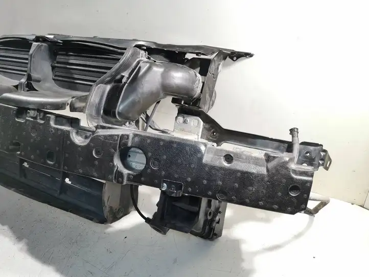 BMW 5 E60 E61 (2004 - 2010) 7173080 Комплект передней части — фото 3