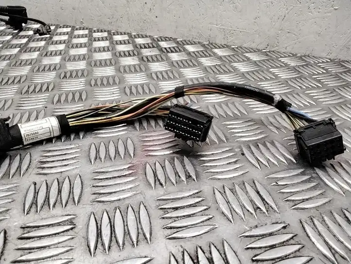 BMW X6 E71 (2008 - 2014) 7575580 Прочая электропроводка — фото 3