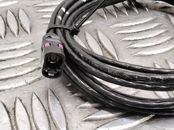 BMW X6 E71 (2008 - 2014) 102969 Прочая электропроводка — фото 3