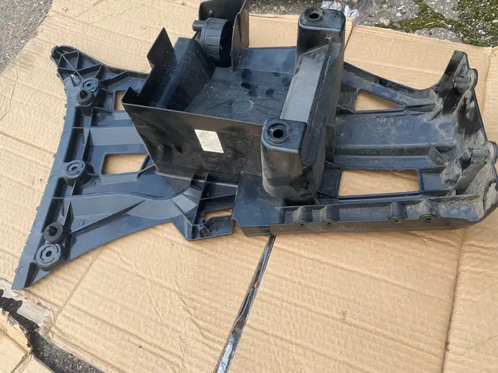 BMW X1 F48 F49 (2015 - 2022) Кронштейн заднего бампера — фото 5