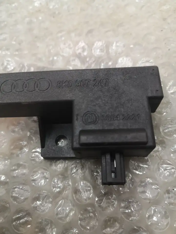 Audi A6 C7 (2014 - 2018) 8K0907247 Блок бесключевого доступа — фото 2