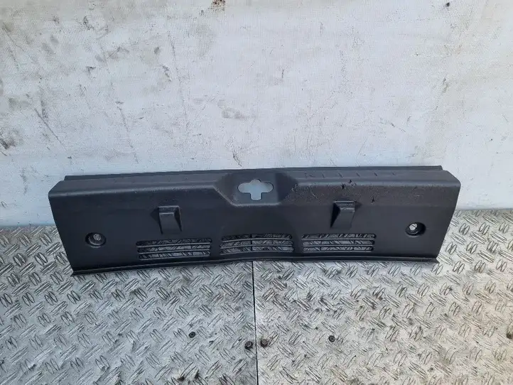 Seat Altea (2004 - 2009) 5P0863485B Внутренняя отделка заднего порога — фото 1