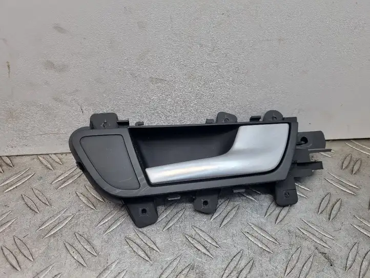 Audi A4 S4 B8 8K (2007 - 2011) 8K0837020B Внутренняя ручка задней двери — фото 1