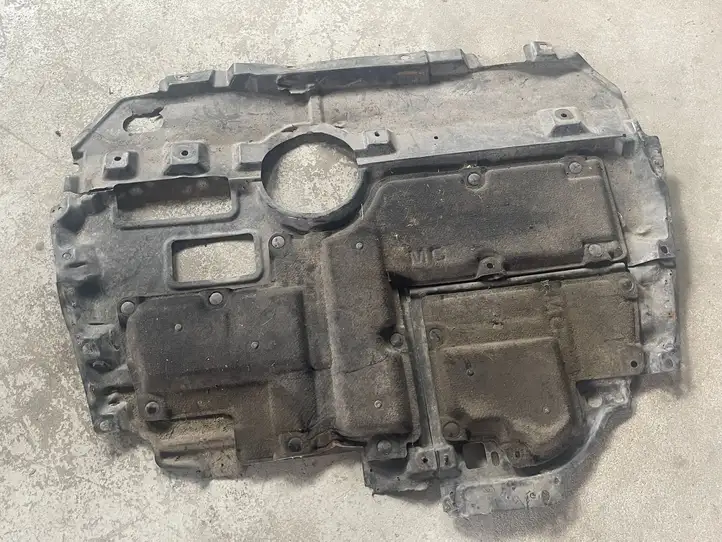 Toyota Prius (XW30) (2009 - 2015) 5141012081 Защита двигателя — фото 6