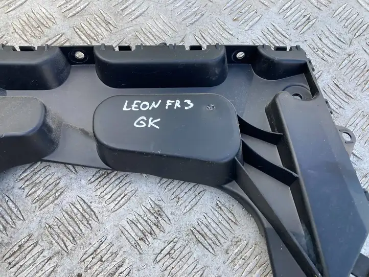 Seat Leon IV (2020 - ) 5F9807375 Кронштейн угловой части бампера — фото 4