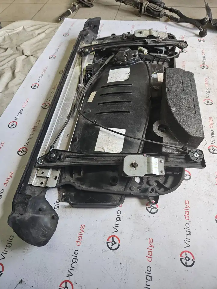 Mini One Cooper Coupe R56 (2004 - 2014) Обшивка передней двери — фото 5