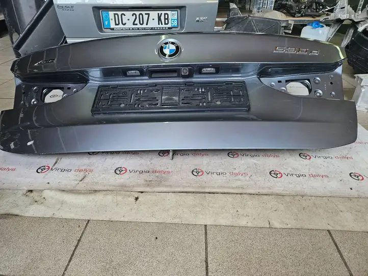 BMW 5 G30 G31 (2016 - ) Крышка багажника — фото 5