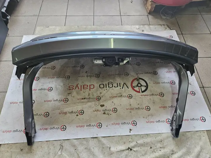 BMW 5 G30 G31 (2016 - ) Крышка багажника — фото 6