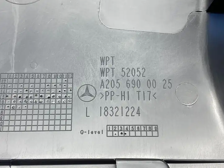 Mercedes-Benz C W205 (2014 - 2021) A2056900025 Нижняя обшивка стойки B — фото 3