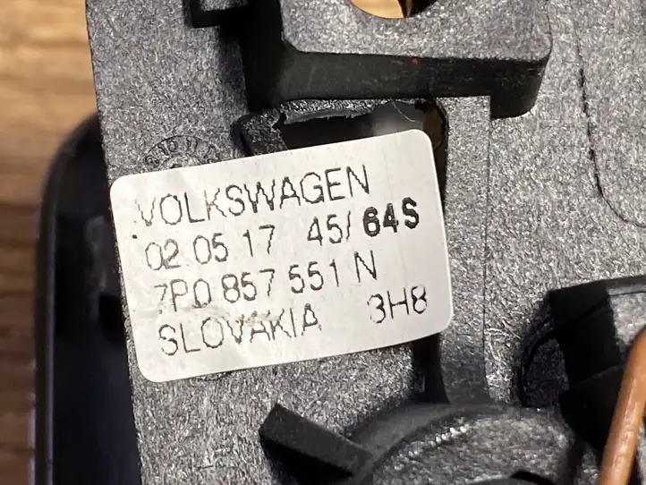 Volkswagen Touareg II (2010 - 2018) 7P0857551N Солнцезащитный козырек — фото 3