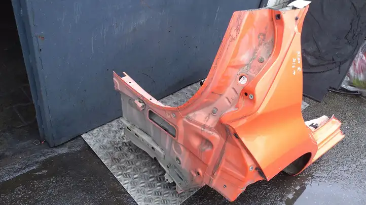 Toyota Aygo AB40 (2014 - 2018) Задняя четверть — фото 4