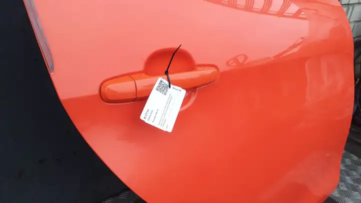 Toyota Aygo AB40 (2014 - 2018) Задняя дверь — фото 15