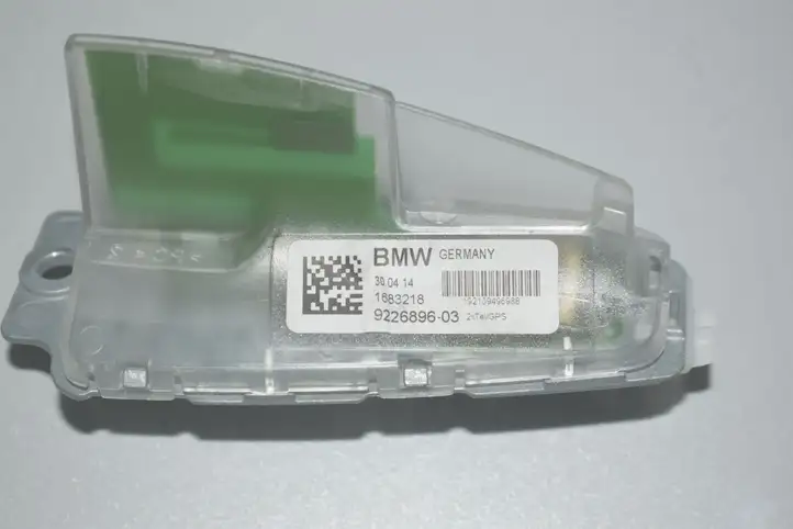 BMW 3 F30 F35 F31 (2012 - 2018) GPS антенна — фото 2