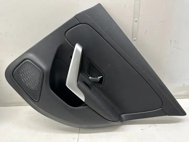 Mercedes-Benz CLA C118,X118 (2019 - ) A1187306000 Обшивка задней двери — фото 1