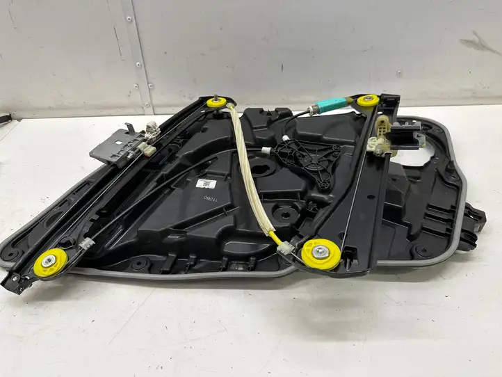 Mercedes-Benz CLA C118,X118 (2019 - ) A0997203102 Электростеклоподъемник передний (комплект) — фото 3
