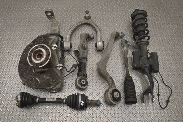 Mercedes-Benz C W205 (2014 - 2021) 34079764 Комплект передней подвески — фото 1