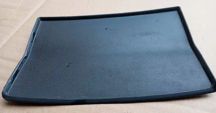 Toyota Corolla Verso E121 (2004 - 2007) EPDM Коврик выдвижного ящика — фото 1