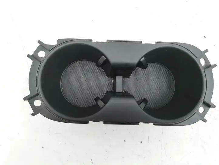 Kia Ceed (2018 - 2021) 84626J7900 Коврик выдвижного ящика — фото 1