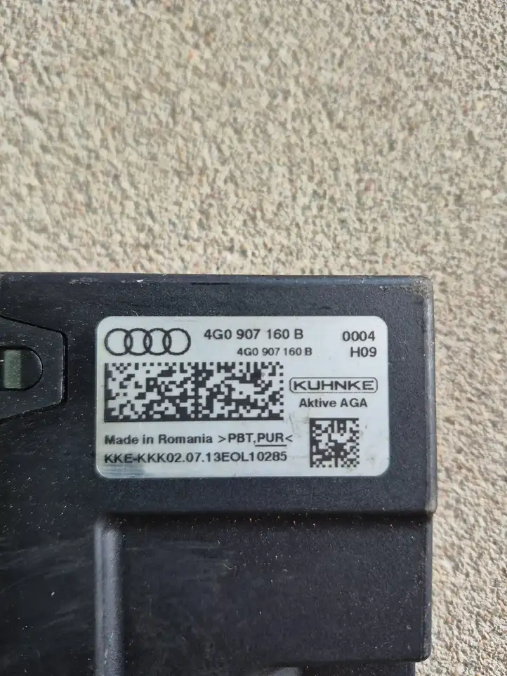 Audi A7 S7 4G (2010 - 2014) 4G0907160B Блок управления системой выбросов — фото 5