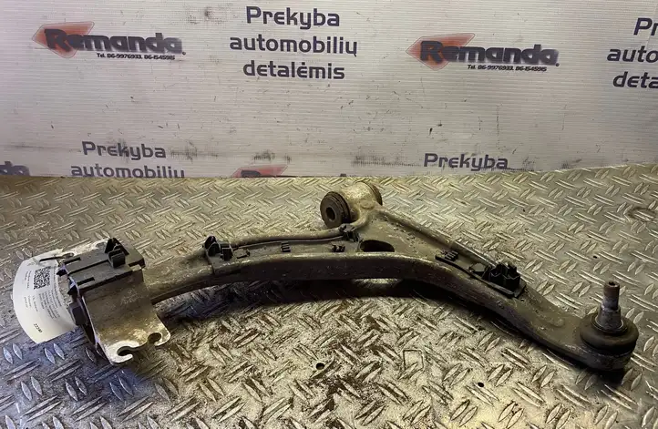 Mercedes-Benz CLA C117,X117,W117 (2013 - 2019) Вилка подвески — фото 1
