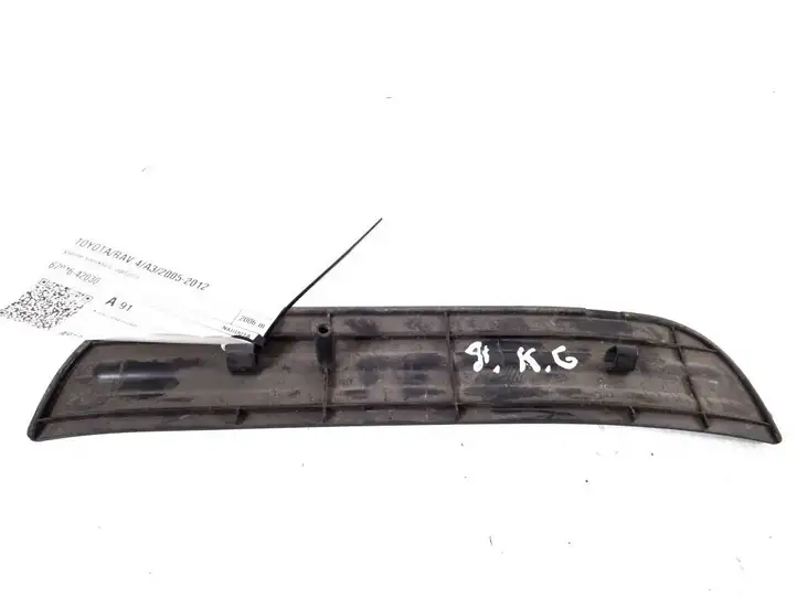 Toyota RAV 4 (XA30) (2006 - 2016) 67916-42030 Внутренняя отделка заднего порога — фото 2
