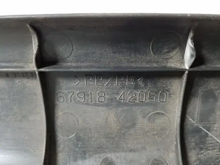 Toyota Avensis Verso (2001 - 2004) 67918-42050 Внутренняя отделка заднего порога — фото 2