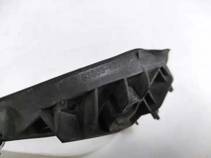 Toyota RAV 4 (XA30) (2006 - 2016) 53866-42010 Накладка стоек лобового стекла — фото 3