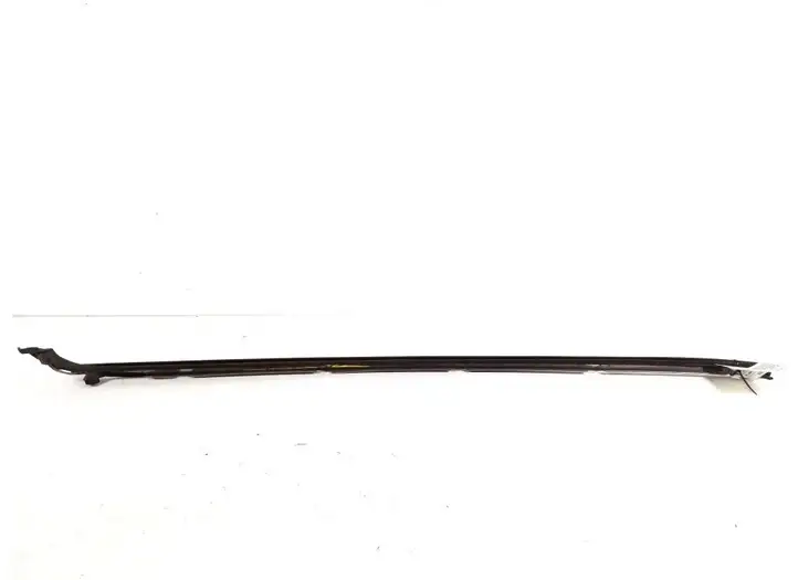 Toyota Avensis Verso (1995 - 2001) 75551-44010 Накладка стоек лобового стекла — фото 2